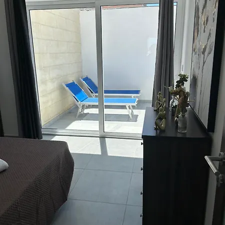 Penthouse No 8 Apartment