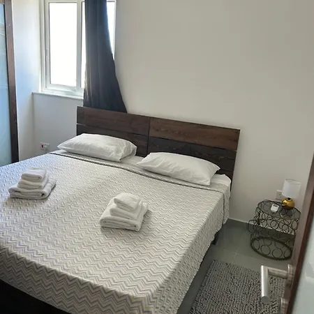 Penthouse No 8 * Hamrun